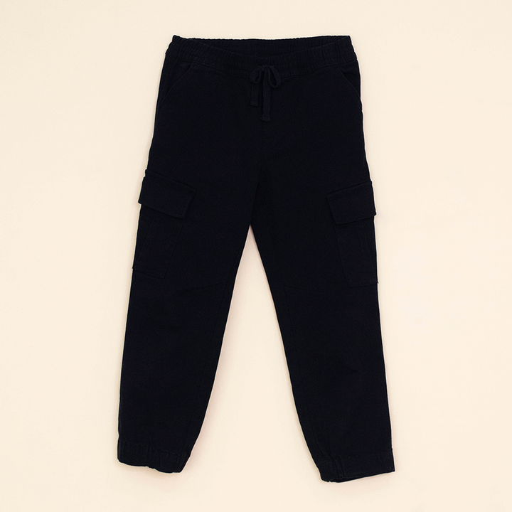 Pantalón Negro Cargo con elástico y Cordones para Niño