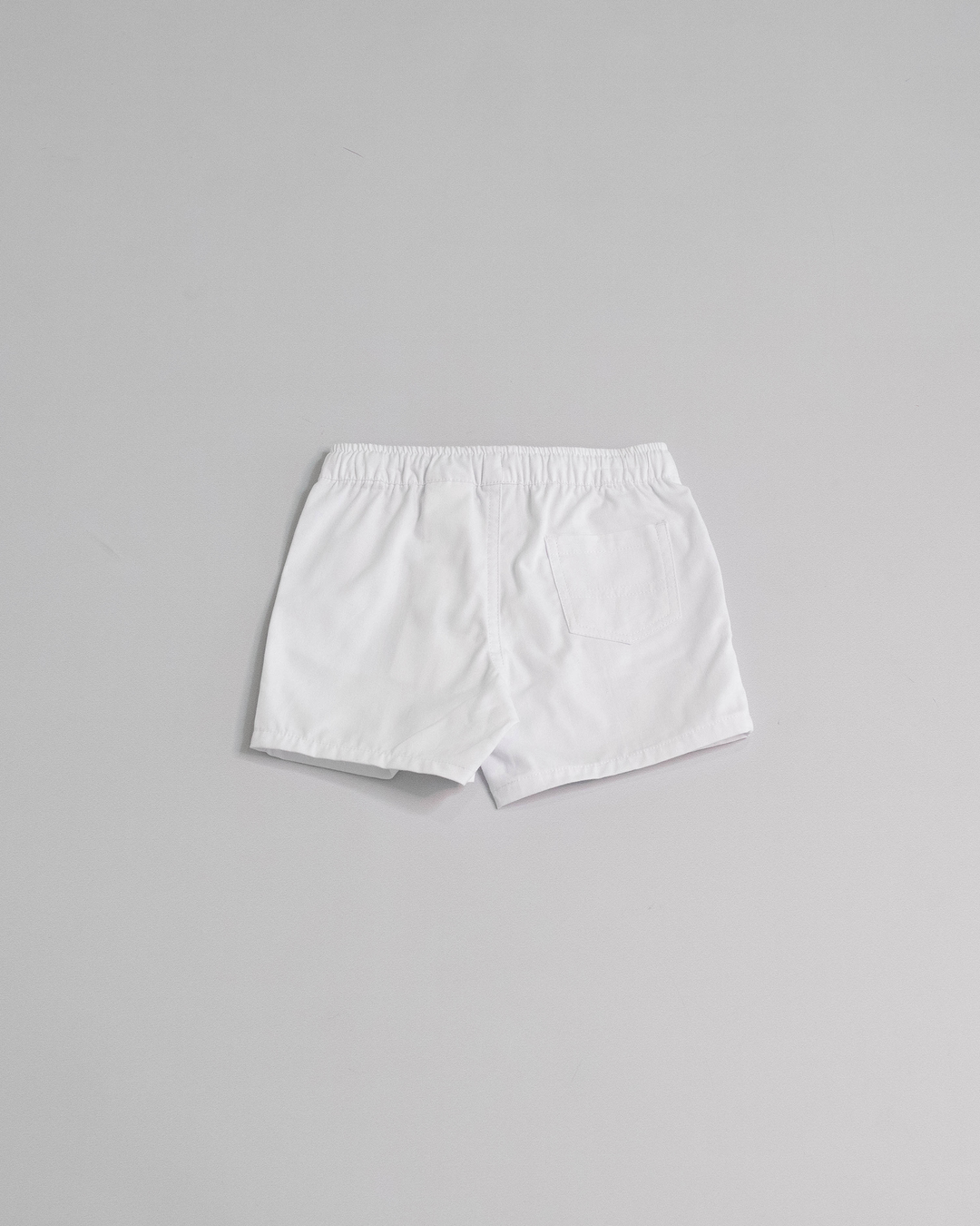 Short blanco con ajustador