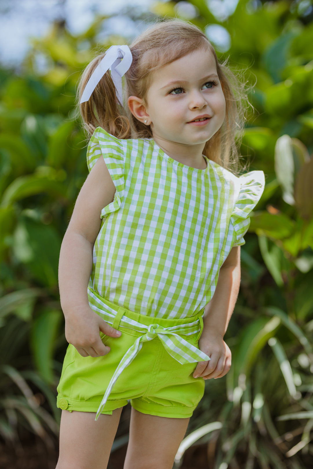 Blusa sin mangas con cuadros blancos y verdes