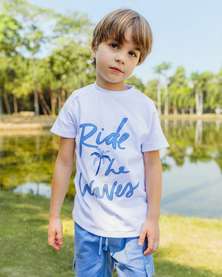 Franela con gráfico ¨Ride the waves¨
