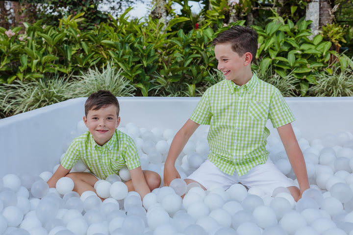 Camisa de cuadros blancos y verdes