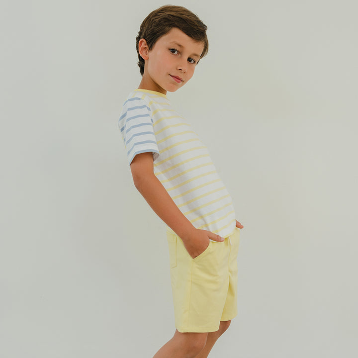 Short amarillo