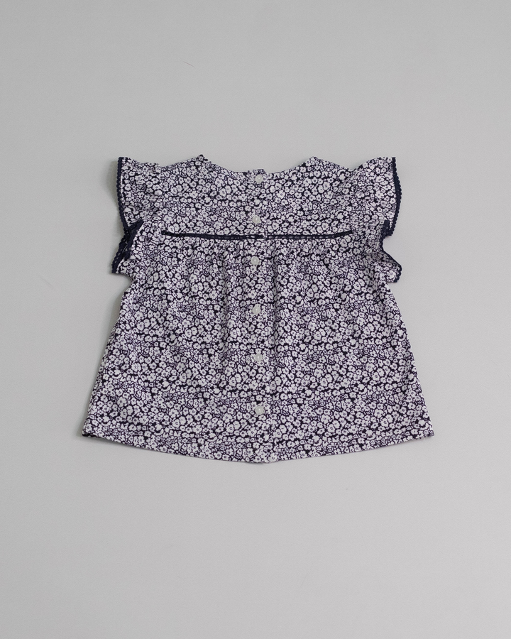 Blusa con estampado de flores