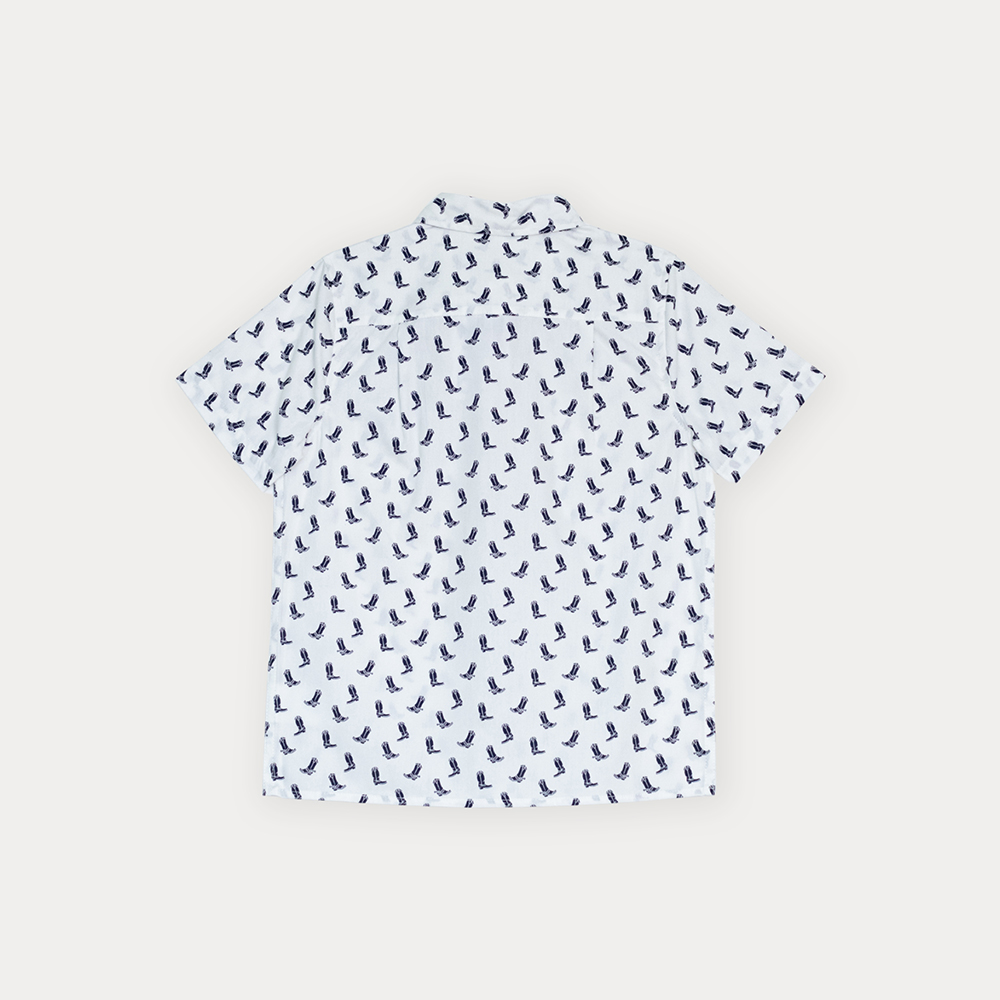 Camisa De Popelina Blanca Con Estampado De Botas Vaqueras Para Niño