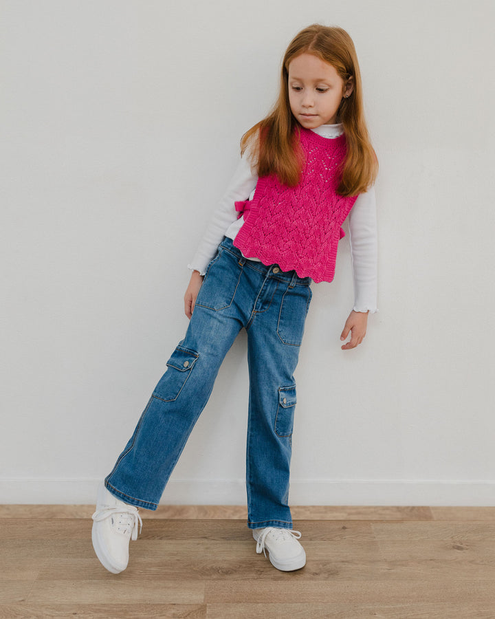 Chaleco fucsia con lazos a los lados