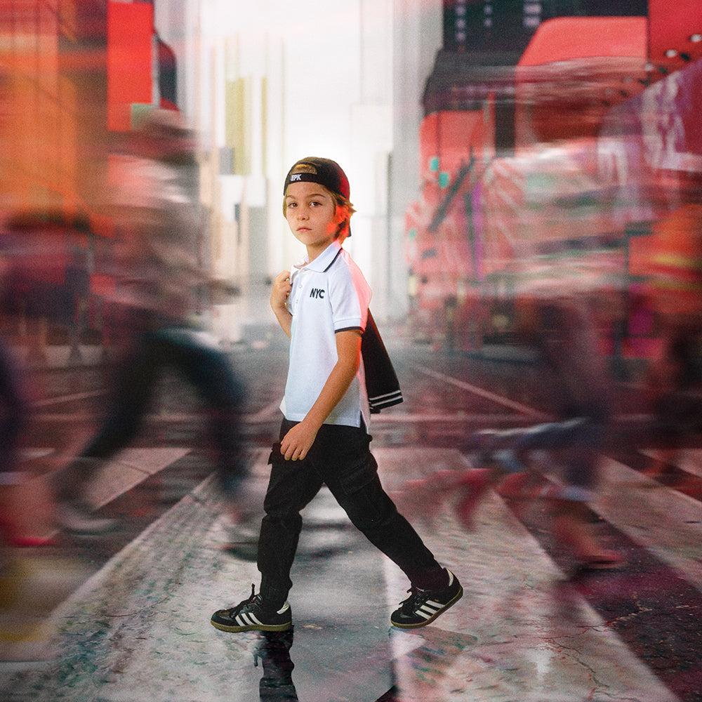Chemise Blanca de Piqué con Bordado de NyC para Niño