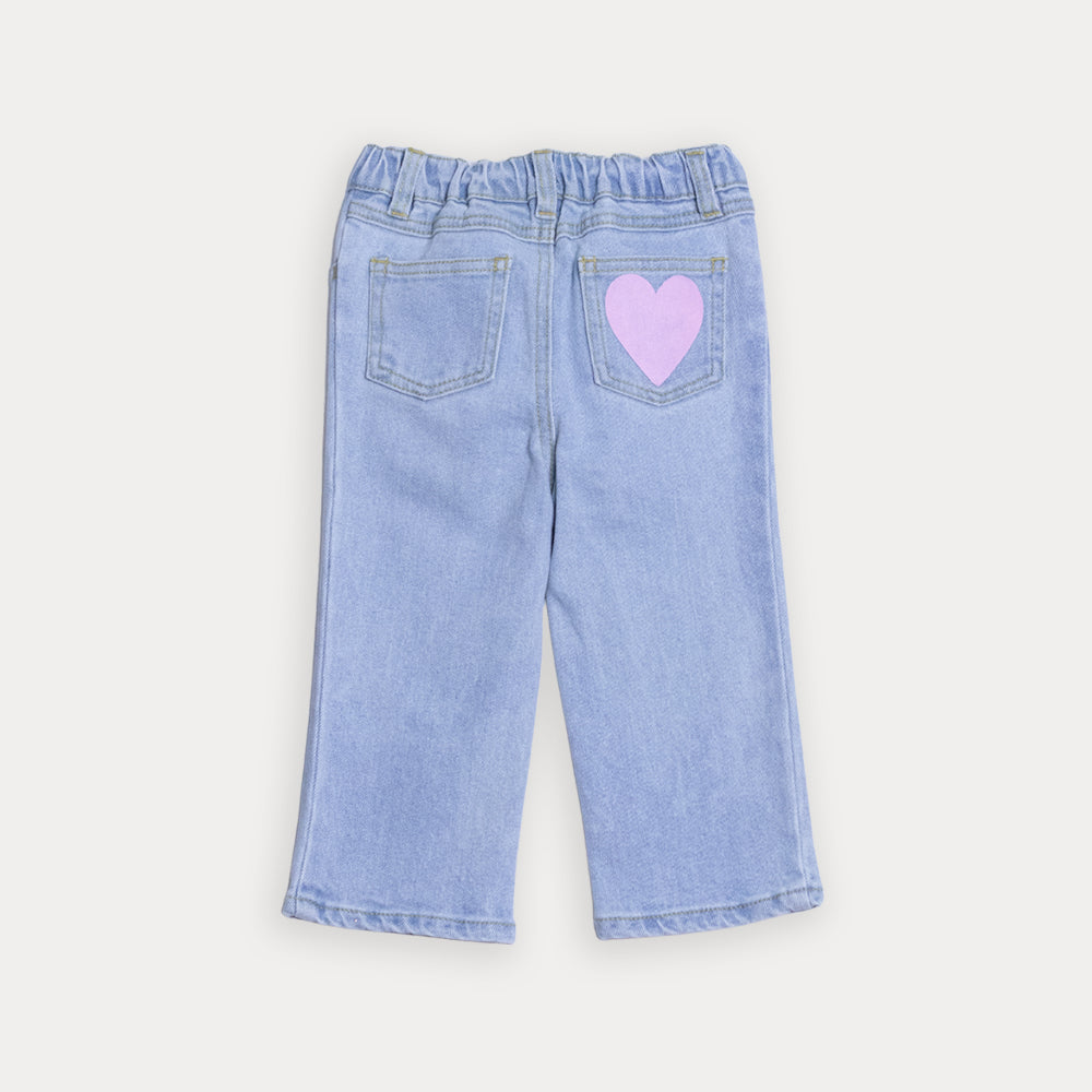 Jean Azul Claro Con Estampado De Corazones Rosados Para Bebe Niña