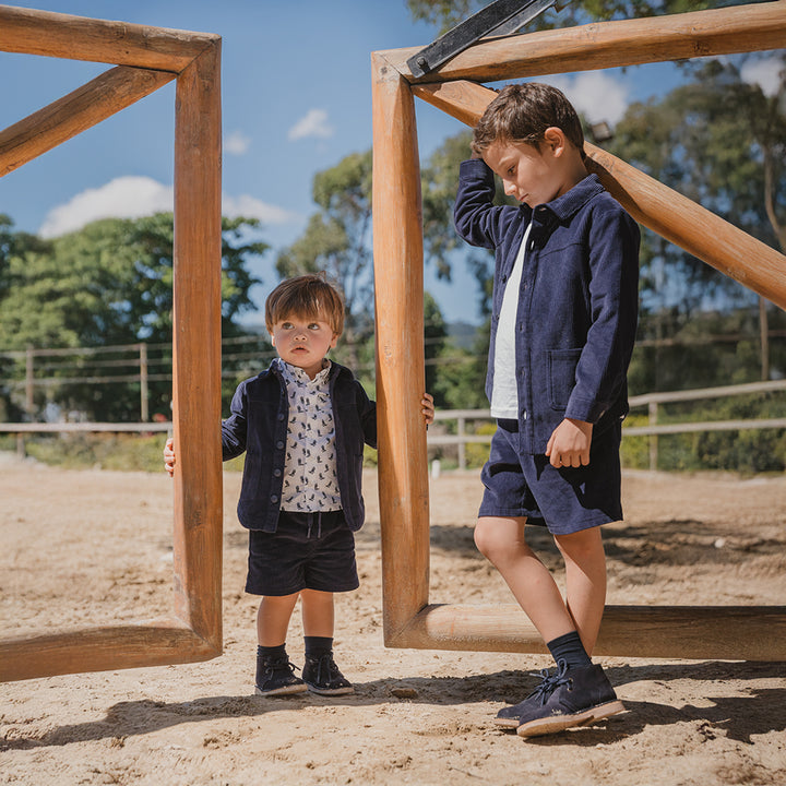 Camisa De Popelina Blanca Con Estampado De Botas Vaqueras Para Bebe Niño
