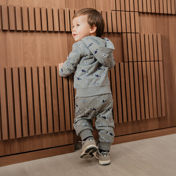 Mono De Algodón Gris Claro Con Estampado De Carritos Con Elástico En La Cintura Para Bebe Niño
