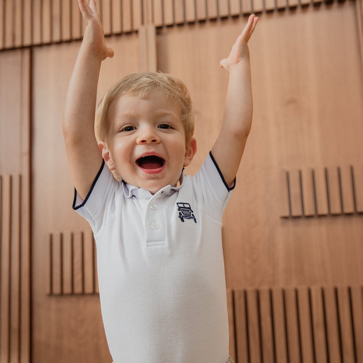 Body Chemise De Piqué Blanco Con Bordado De Carrito Para Bebe Niño