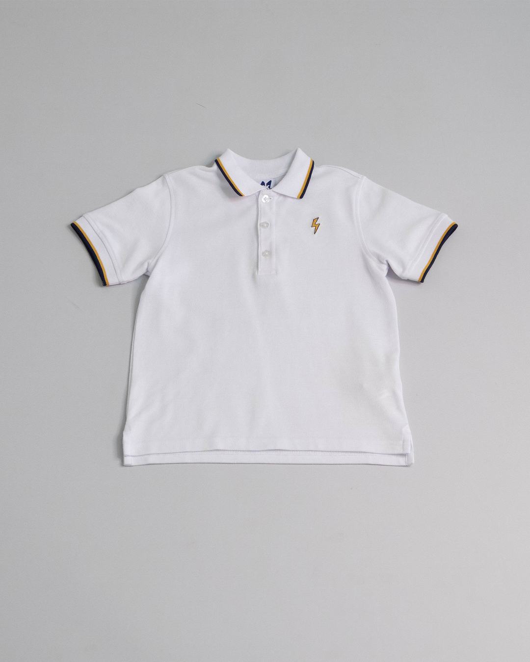 Chemise con gráfico bordado