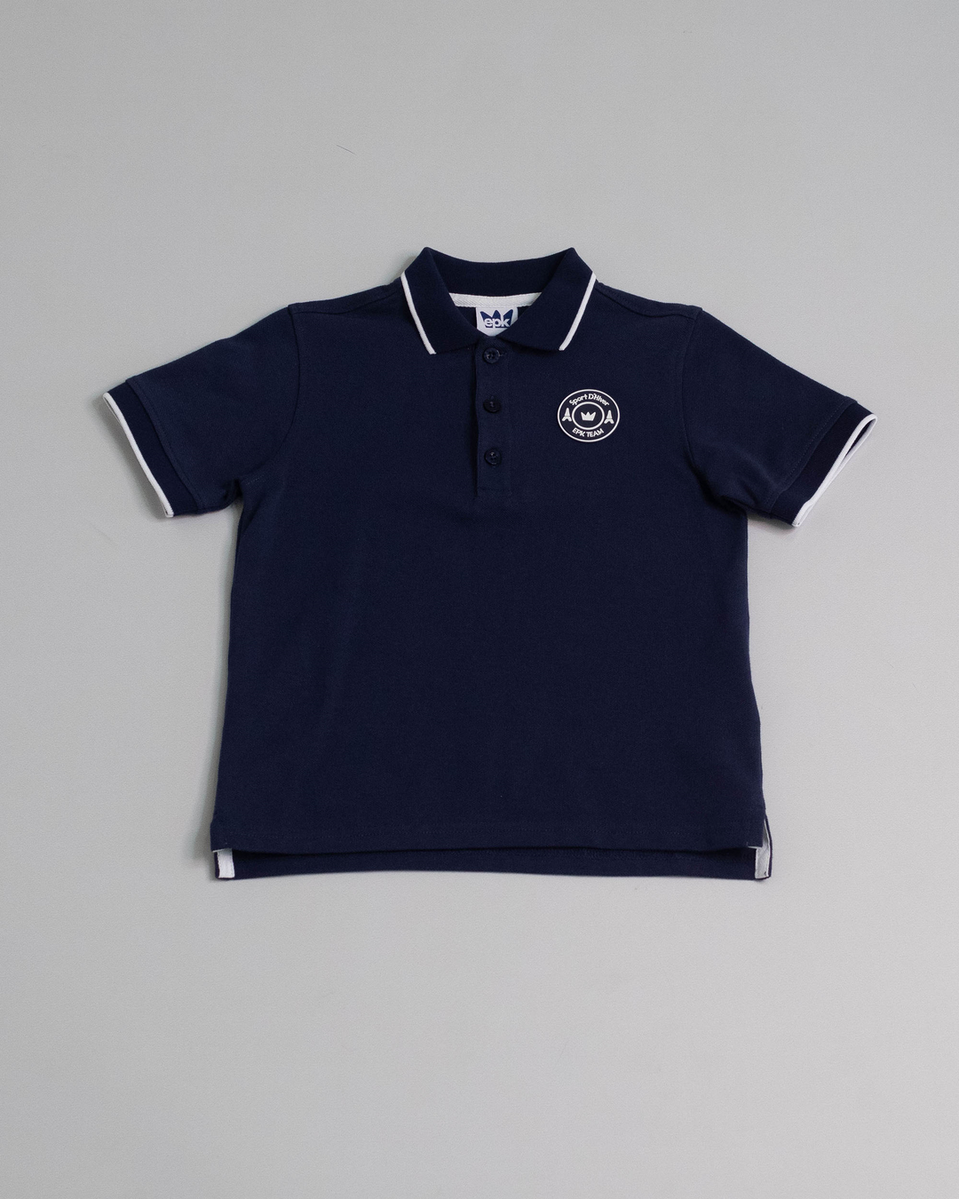 Chemise con parche de goma