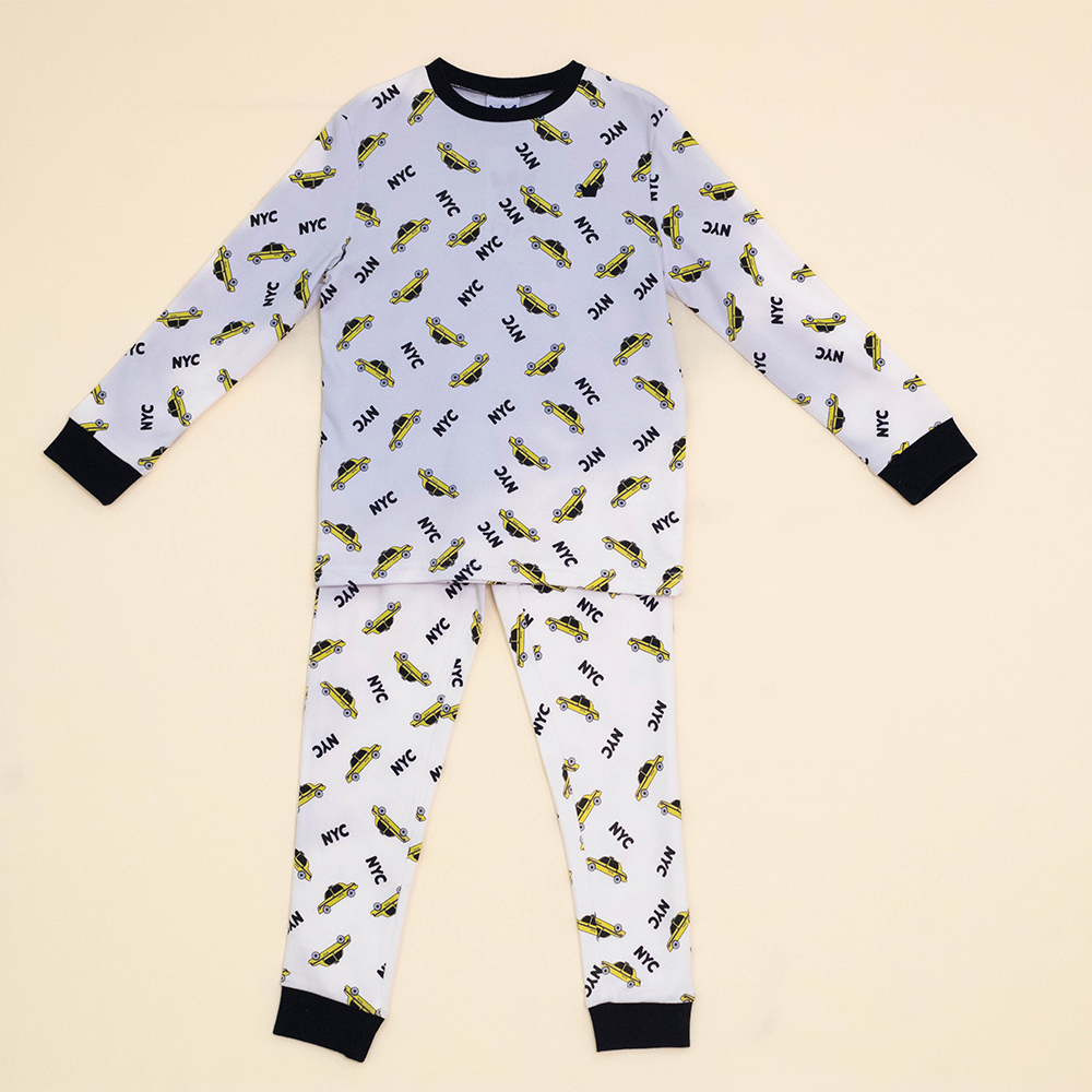 Pijama Blanca de Algodón con Estampado de Taxis y NyC para Niño