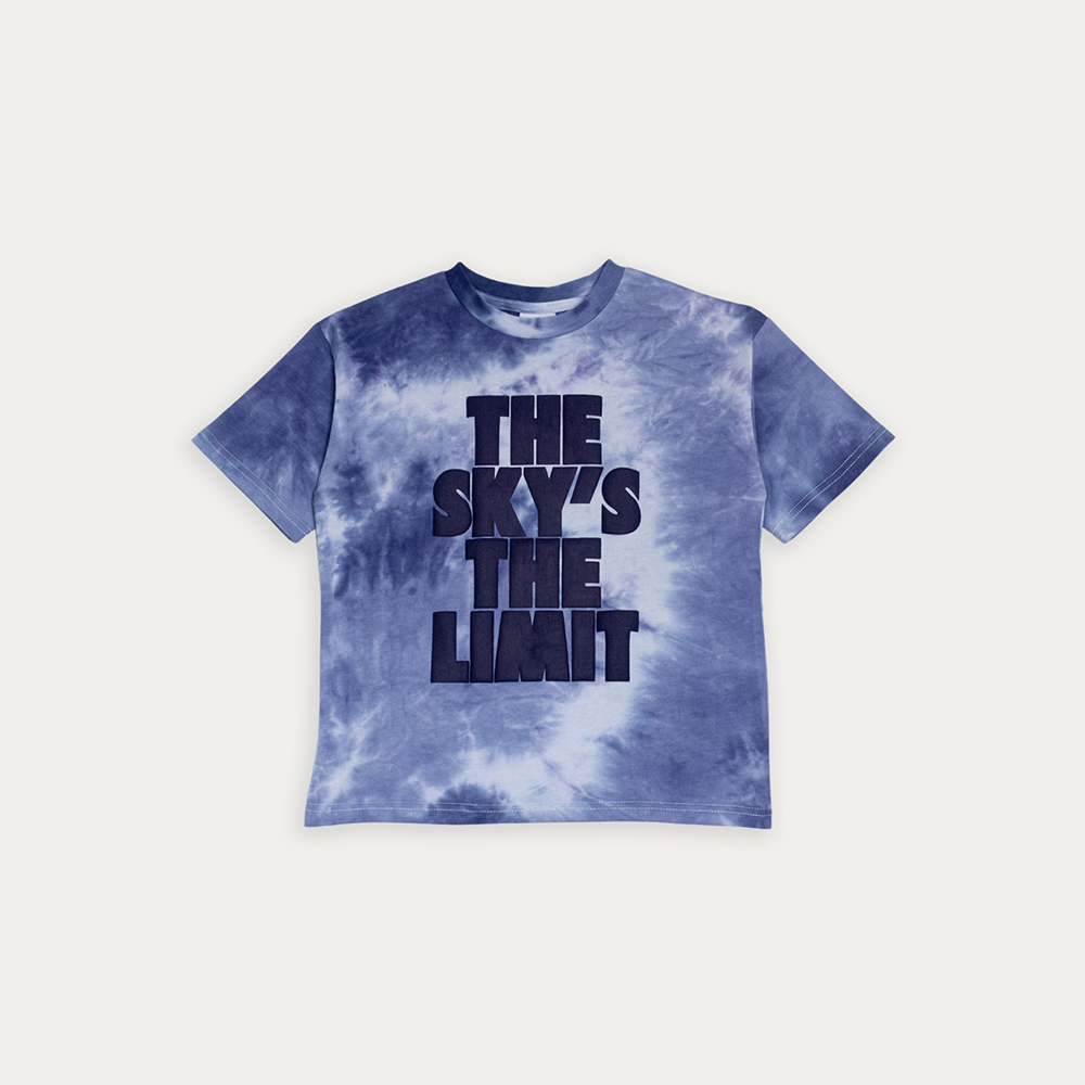 Franela De Algodón Azul Claro Efecto Tie Dye Con Frase Para Niño