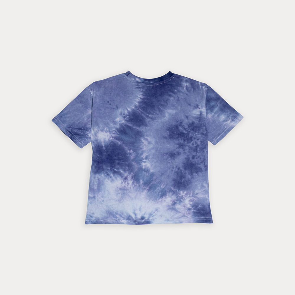 Franela De Algodón Azul Claro Efecto Tie Dye Con Frase Para Niño