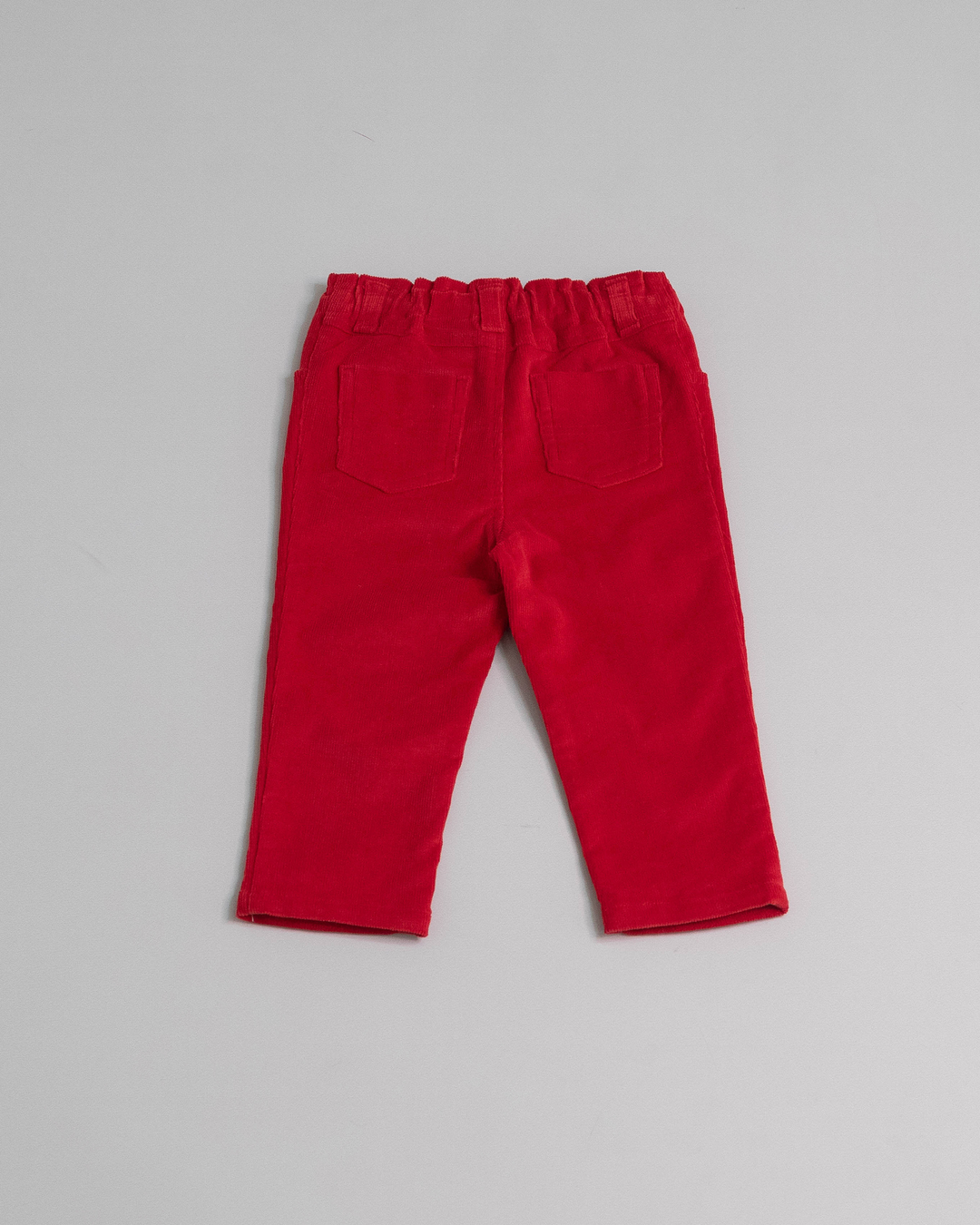 Pantalón rojo de corduroy con elástico