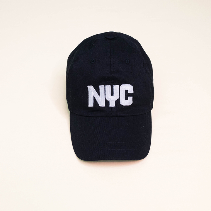 Gorra Negra con Bordado de NyC para Niño