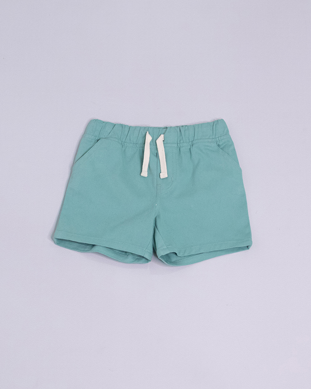 Short verde con elástico en la cintura