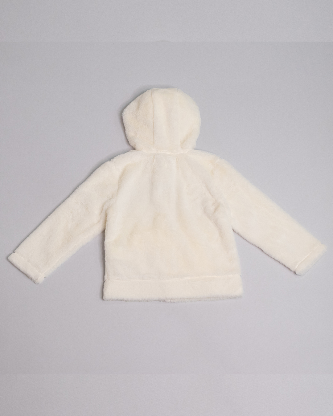 Sweatshirt crema con bordado de estrella plateada