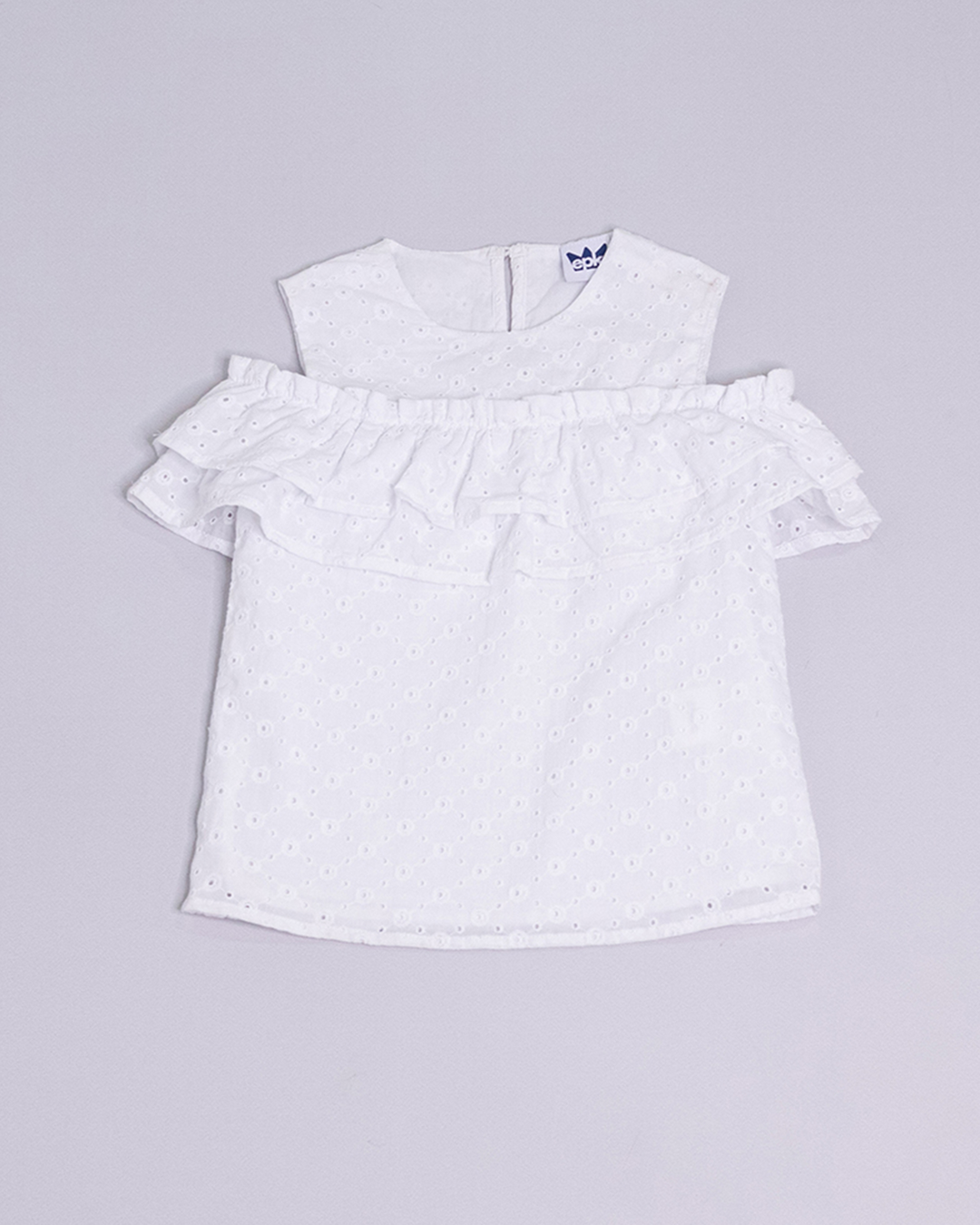 Blusa blanca manga corta con volantes