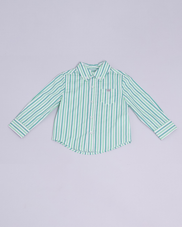 Camisa de rayas verdes y blancas