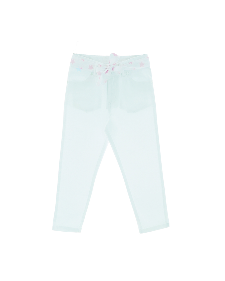 Pantalón blanco con cinturón de estrellas