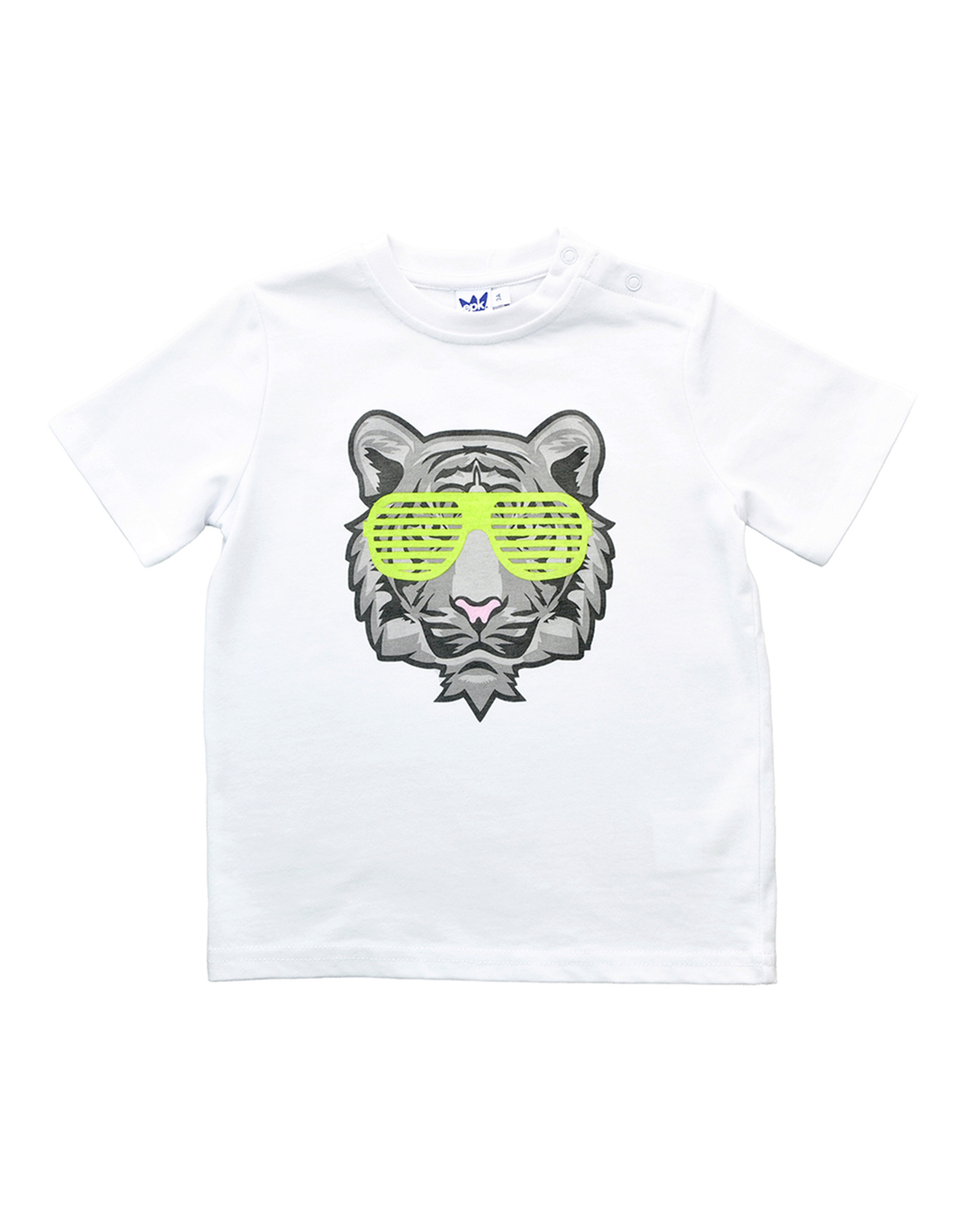 Franela blanca con tigre gris y lentes verdes