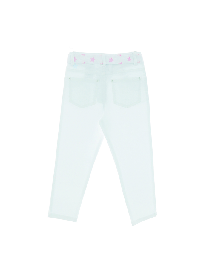 Pantalón blanco con cinturón de estrellas