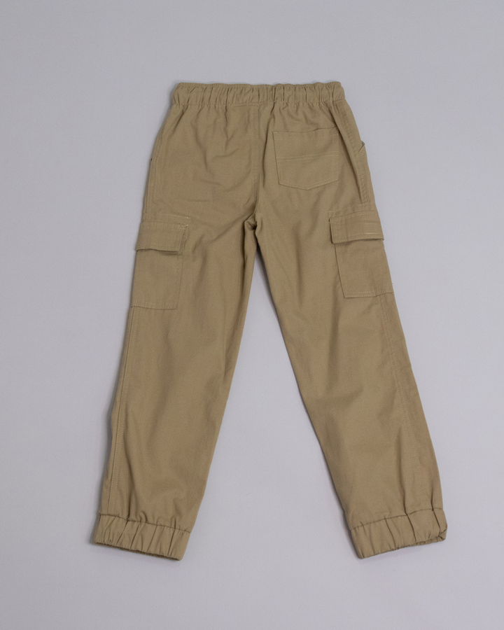 Pantalón cargo khaki